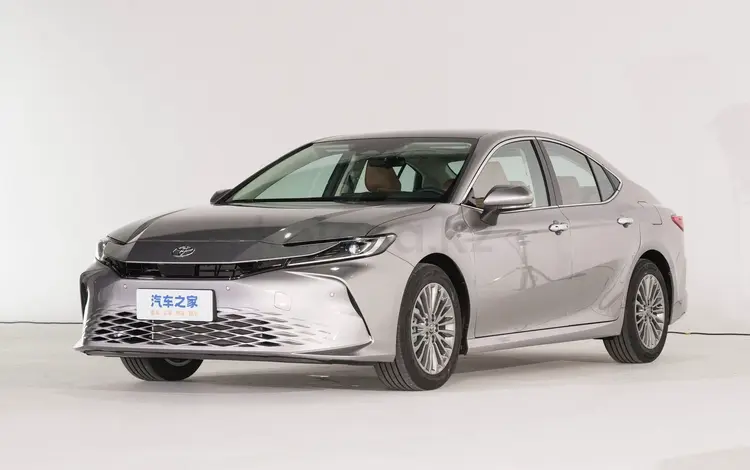 Toyota Camry 2024 года за 15 500 000 тг. в Алматы