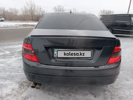 Mercedes-Benz C 180 2008 года за 4 900 000 тг. в Экибастуз – фото 2