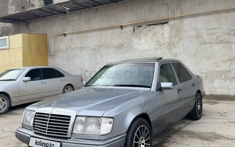 Mercedes-Benz E 320 1995 годаfor3 300 000 тг. в Актау