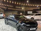 Chevrolet Camaro 2009 года за 25 600 000 тг. в Алматы – фото 3