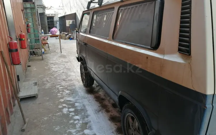 Volkswagen Caravelle 1988 года за 1 650 000 тг. в Алматы