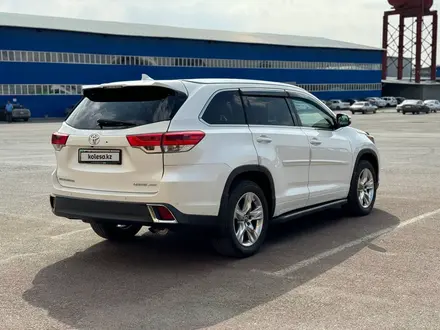 Toyota Highlander 2017 года за 18 900 000 тг. в Шымкент – фото 4