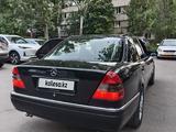 Mercedes-Benz C 220 1994 годаүшін1 880 000 тг. в Алматы – фото 2