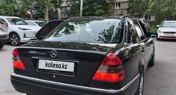 Mercedes-Benz C 220 1994 годаүшін1 880 000 тг. в Алматы – фото 2