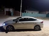 Hyundai Elantra 2018 года за 7 500 000 тг. в Кызылорда – фото 2