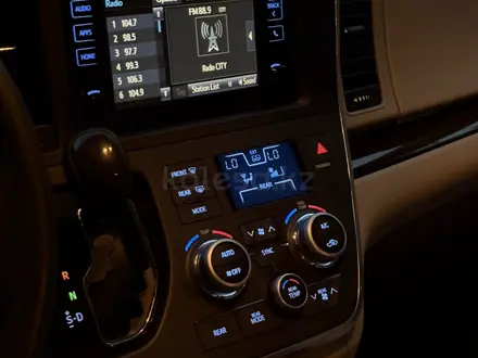 Toyota Sienna 2014 года за 13 800 000 тг. в Алматы – фото 8