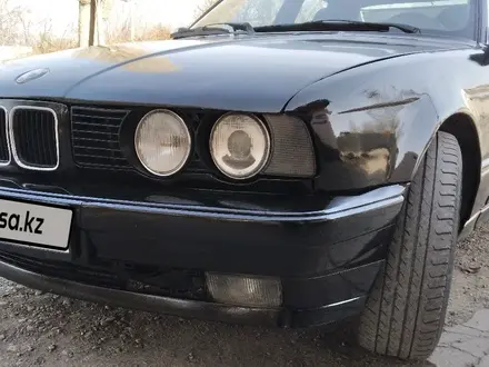 BMW 520 1993 года за 1 100 000 тг. в Тараз – фото 3