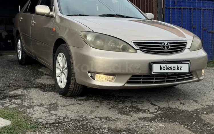 Toyota Camry 2004 годаүшін5 500 000 тг. в Усть-Каменогорск