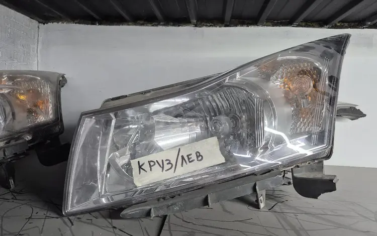 Chevrolet Cruze фары за 1 212 тг. в Шымкент