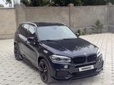 BMW X5 2016 года за 19 000 000 тг. в Тараз