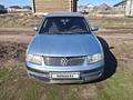 Volkswagen Passat 2000 годаfor1 300 000 тг. в Астана