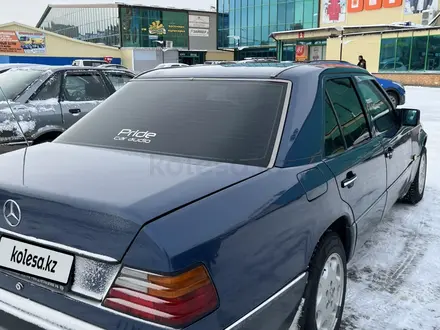 Mercedes-Benz E 230 1991 года за 2 200 000 тг. в Петропавловск – фото 4