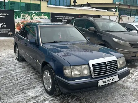 Mercedes-Benz E 230 1991 года за 2 200 000 тг. в Петропавловск – фото 6