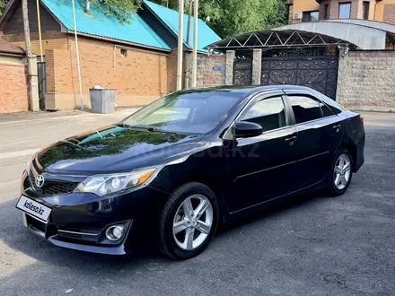 Toyota Camry 2014 года за 6 800 000 тг. в Алматы