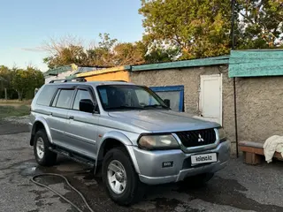 Mitsubishi Montero Sport
