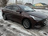 Hyundai Accent 2022 года за 9 200 000 тг. в Караганда