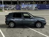 Volkswagen Golf 1998 годаүшін2 500 000 тг. в Астана