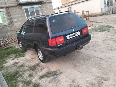 Volkswagen Passat 1995 года за 2 000 000 тг. в Уральск – фото 9