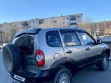 Chevrolet Niva 2015 года за 3 100 000 тг. в Атырау – фото 4