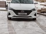 Hyundai Accent 2021 года за 8 200 000 тг. в Уральск – фото 3