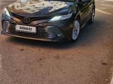 Toyota Camry 2020 года за 15 000 000 тг. в Караганда – фото 2