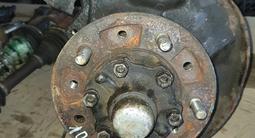 Цапфа ступица 2TR 1KD 1GD 2UZ 1GR 1UR 3UR 1VD V35A F33A 1FZ редуктор привод за 55 000 тг. в Алматы