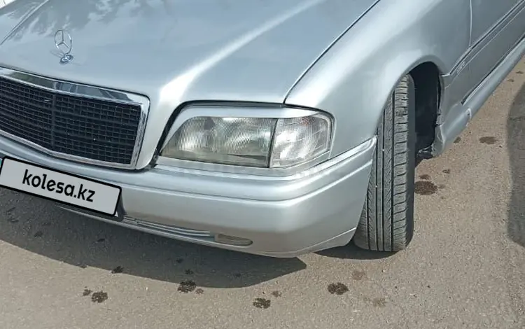 Mercedes-Benz C 220 1994 годаfor2 000 000 тг. в Астана