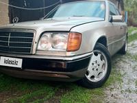 Mercedes-Benz E 230 1990 года за 1 490 000 тг. в Шымкент