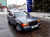 Mercedes-Benz E 200 1993 годаүшін970 000 тг. в Петропавловск – фото 2