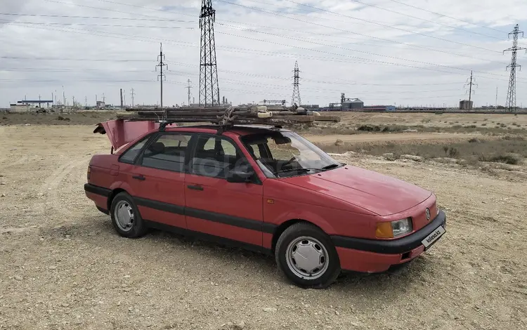 Volkswagen Passat 1993 годаүшін1 300 000 тг. в Актау