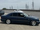 Mercedes-Benz E 320 1996 года за 2 500 000 тг. в Алматы – фото 4