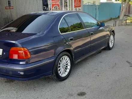 BMW 528 1997 года за 2 500 000 тг. в Тараз – фото 2