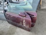 W208 CLK дверь левый и правый за 30 000 тг. в Алматы