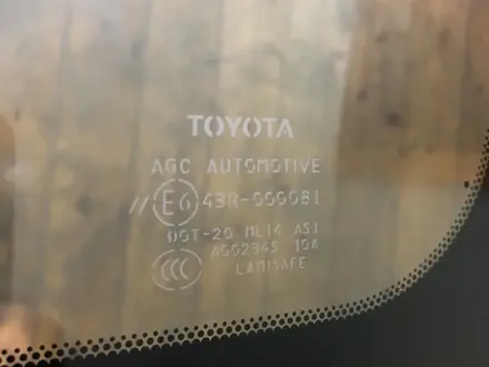 Лобовое стекло Toyota Land Cruiser 100. за 60 000 тг. в Алматы – фото 2