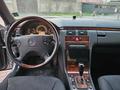 Mercedes-Benz E 320 2001 года за 6 500 000 тг. в Шымкент – фото 15