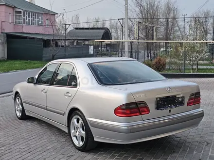 Mercedes-Benz E 320 2001 года за 6 500 000 тг. в Шымкент – фото 22