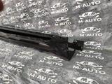 Накладка на порог крашенный (Aurora Black) новый ОРИГИНАЛ K5 DL3 (19-23) за 2 121 тг. в Шымкент – фото 2