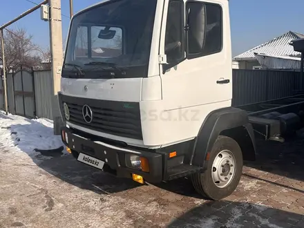 Mercedes-Benz  811D 1998 года за 7 800 000 тг. в Алматы – фото 27