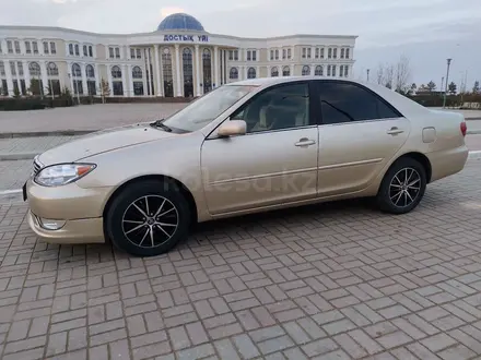 Toyota Camry 2005 года за 4 300 000 тг. в Актау – фото 3