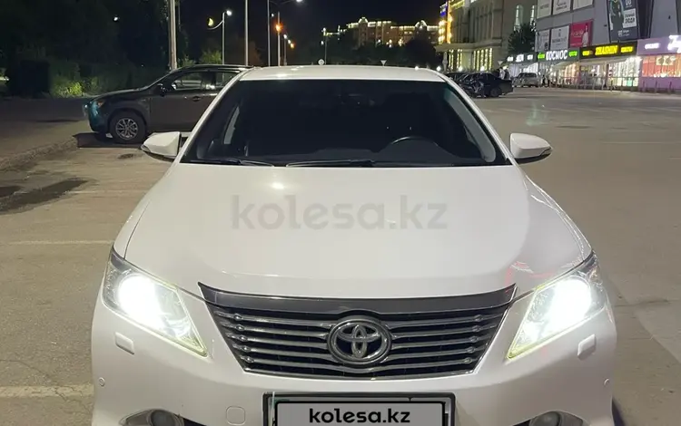 Toyota Camry 2012 года за 9 500 000 тг. в Актобе