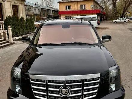 Cadillac Escalade 2007 года за 8 500 000 тг. в Алматы