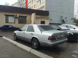 Mercedes-Benz E 280 1994 года за 1 500 000 тг. в Семей – фото 2