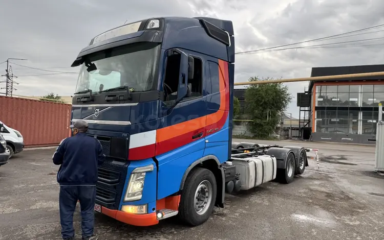 Volvo  FH 2018 года за 37 500 000 тг. в Алматы