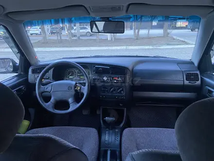 Volkswagen Golf 1995 года за 2 100 000 тг. в Актобе – фото 8