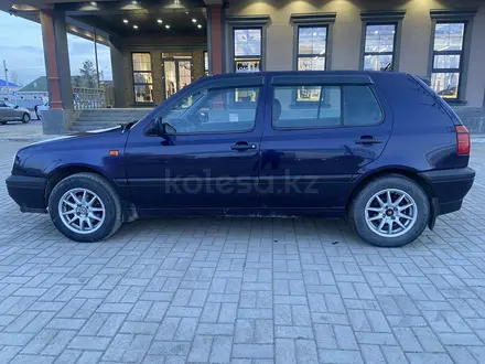 Volkswagen Golf 1995 года за 2 100 000 тг. в Актобе – фото 7