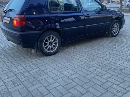 Volkswagen Golf 1995 года за 2 100 000 тг. в Актобе – фото 5