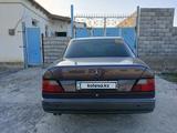Mercedes-Benz E 230 1992 года за 1 400 000 тг. в Туркестан – фото 4