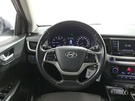 Hyundai Accent 2018 года за 7 880 000 тг. в Актобе – фото 13