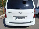 Hyundai Starex 2009 годаfor5 500 000 тг. в Алматы – фото 4