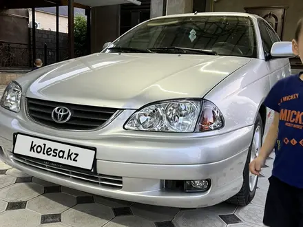 Toyota Avensis 2002 года за 2 800 000 тг. в Шымкент – фото 2